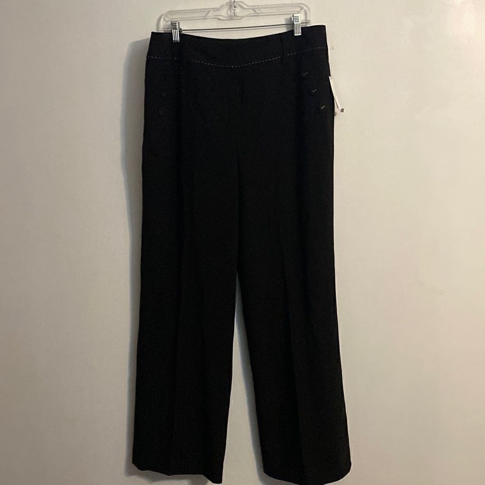 Larry Levine Black stretch with white strippingâaround waist, sizeâ16